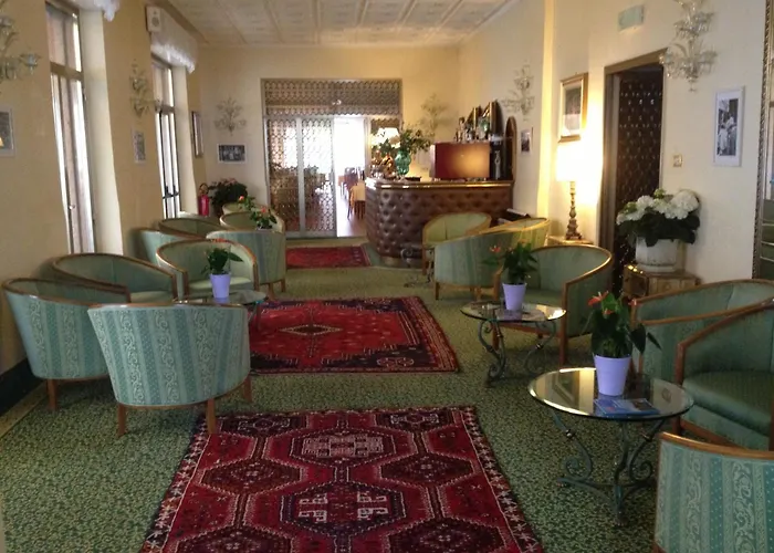 Hotel Diana